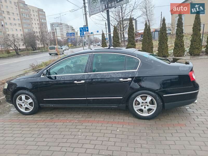 Седан Volkswagen Passat 2005 в Івано-Франківську
