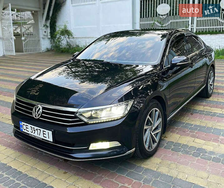 Седан Volkswagen Passat 2015 в Чернівцях