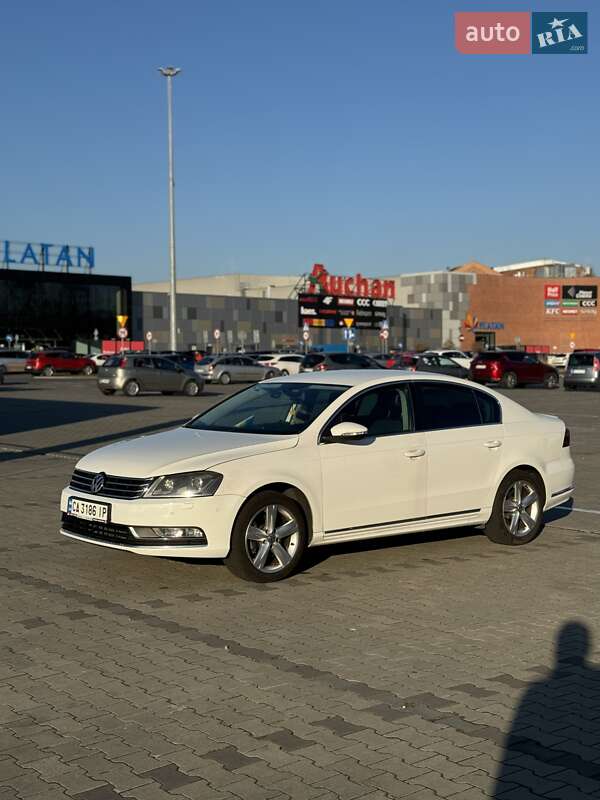 Седан Volkswagen Passat 2014 в Тальному