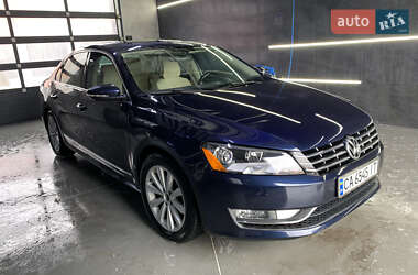 Седан Volkswagen Passat 2011 в Черкасах