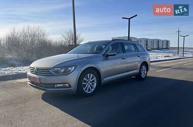 Универсал Volkswagen Passat 2015 в Ровно