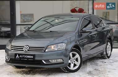 Седан Volkswagen Passat 2012 в Харкові