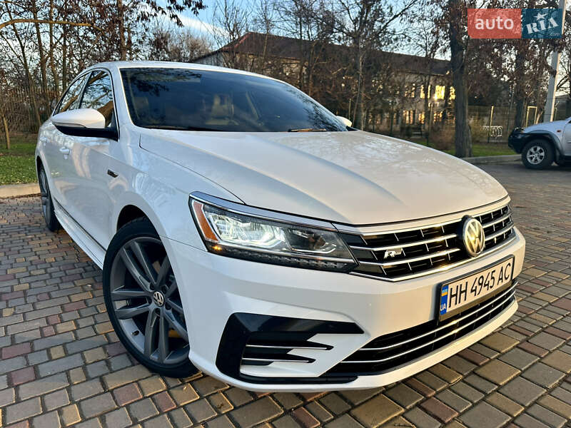 Седан Volkswagen Passat 2017 в Сараті