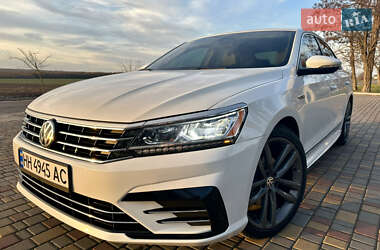 Седан Volkswagen Passat 2017 в Сараті