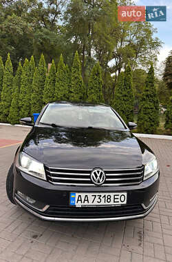 Седан Volkswagen Passat 2014 в Гайвороні