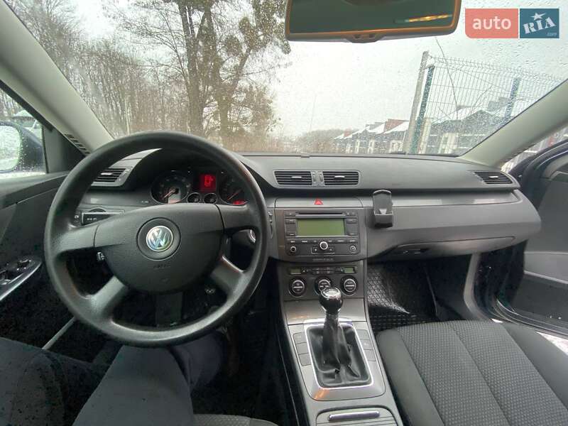 Універсал Volkswagen Passat 2005 в Вінниці