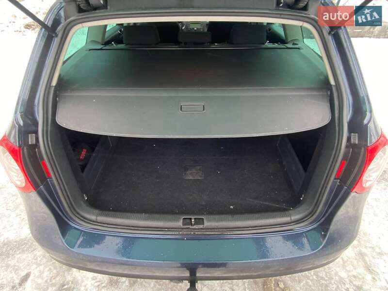 Універсал Volkswagen Passat 2005 в Вінниці