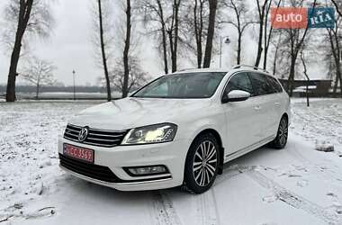 Универсал Volkswagen Passat 2013 в Киеве