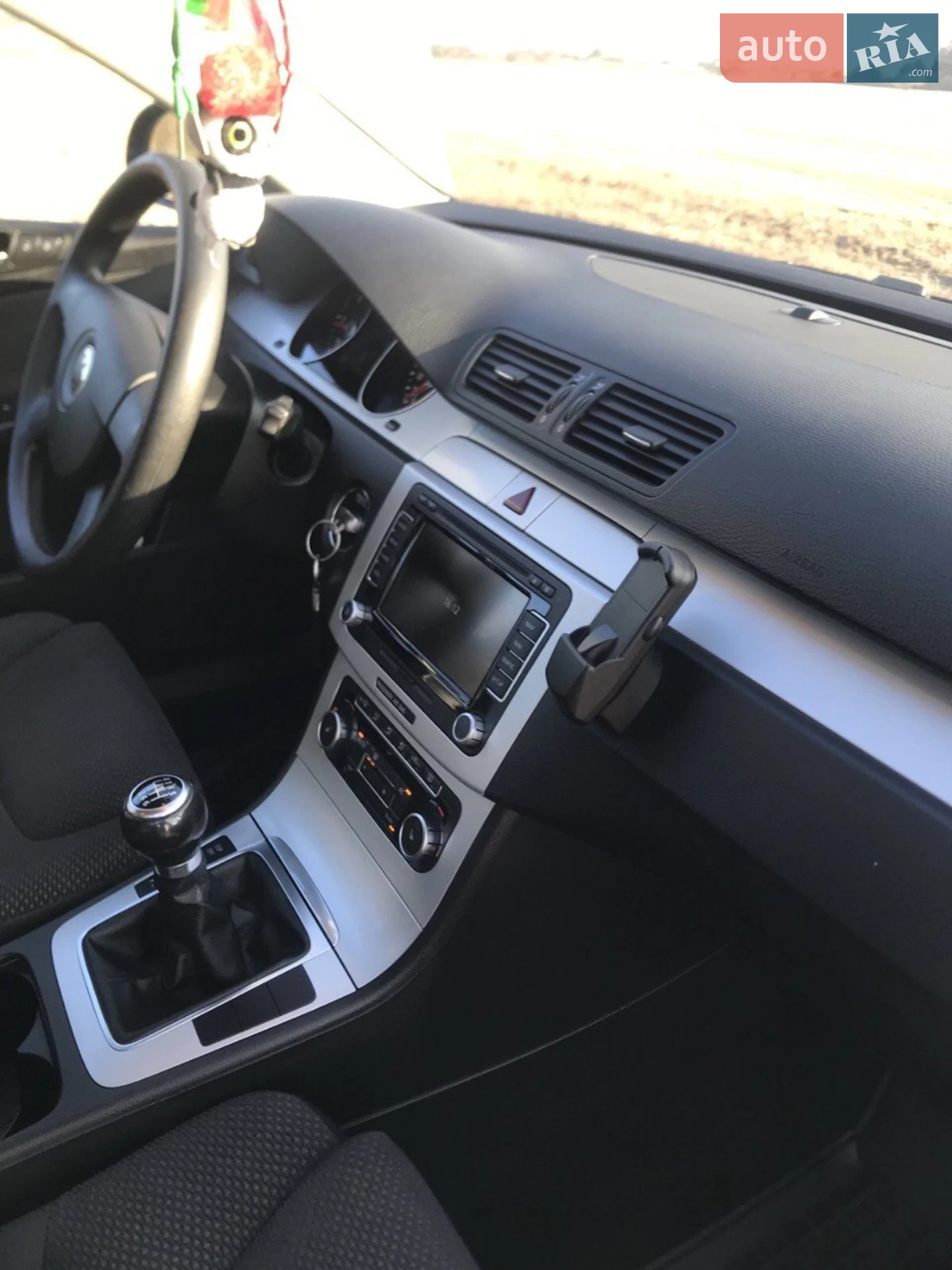 2010 Volkswagen Passat - мініатюра 3