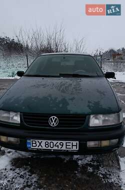 Седан Volkswagen Passat 1996 в Хмельницком