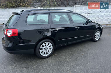 Універсал Volkswagen Passat 2010 в Києві