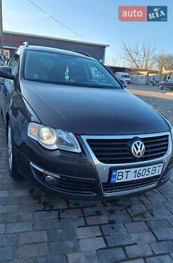 Універсал Volkswagen Passat 2010 в Городку