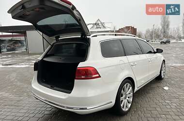 Универсал Volkswagen Passat 2011 в Нетешине