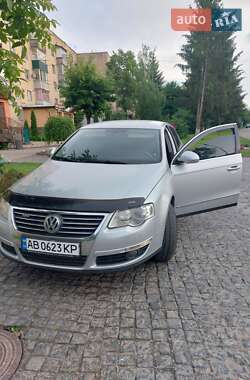 Седан Volkswagen Passat 2006 в Хмільнику