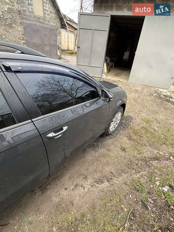 Универсал Volkswagen Passat 2014 в Перемышлянах