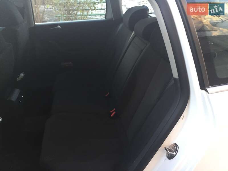 Универсал Volkswagen Passat 2010 в Талалаевке