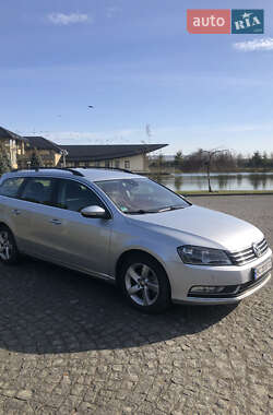 Универсал Volkswagen Passat 2014 в Жовкве