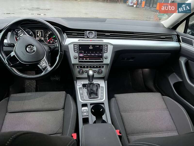 Универсал Volkswagen Passat 2014 в Тернополе