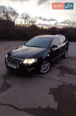 Универсал Volkswagen Passat 2005 в 