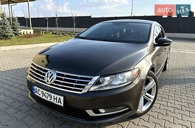 Седан Volkswagen Passat 2012 в Луцке