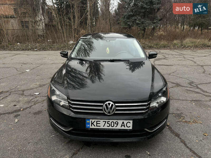 Седан Volkswagen Passat 2015 в Днепре