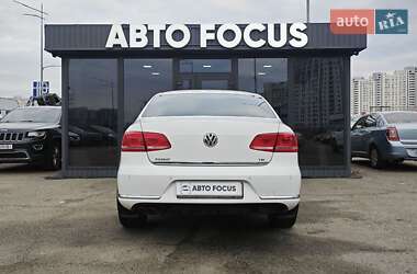 Седан Volkswagen Passat 2014 в Киеве