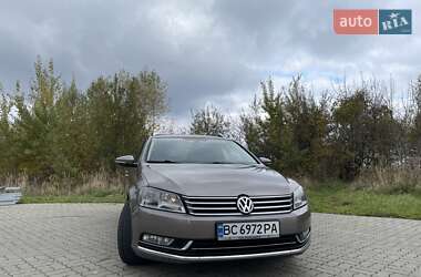 Універсал Volkswagen Passat 2010 в Львові