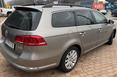 Универсал Volkswagen Passat 2013 в Хмельницком