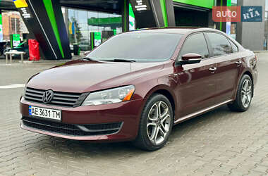 Седан Volkswagen Passat 2014 в Днепре