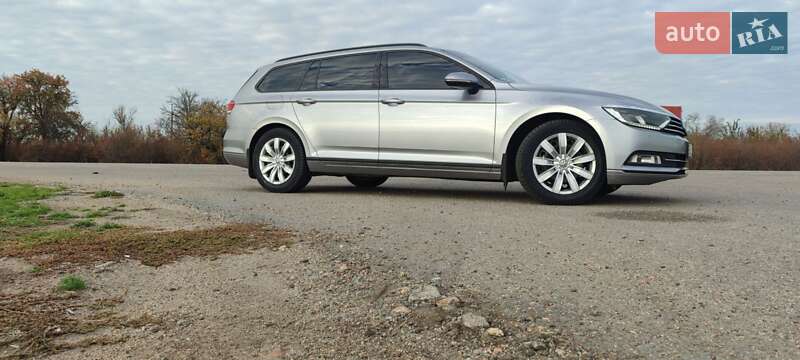 Универсал Volkswagen Passat 2019 в Новгородке