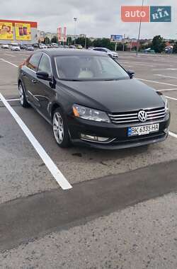 Седан Volkswagen Passat 2015 в Києві