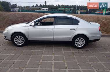 Седан Volkswagen Passat 2007 в Києві