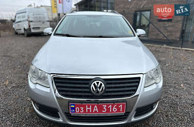 Універсал Volkswagen Passat 2006 в Вінниці