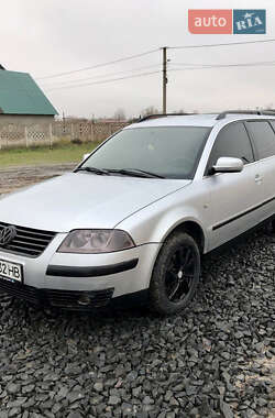 Універсал Volkswagen Passat 2002 в Ковелі