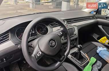 Универсал Volkswagen Passat 2015 в 