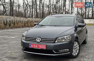 Универсал Volkswagen Passat 2012 в Луцке