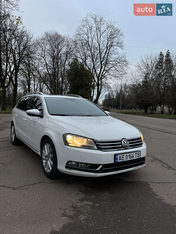 Универсал Volkswagen Passat 2011 в Кривом Роге