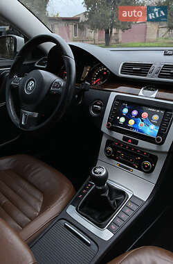 Универсал Volkswagen Passat 2011 в Кривом Роге