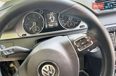 Седан Volkswagen Passat 2012 в Запорожье