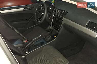 Седан Volkswagen Passat 2016 в 