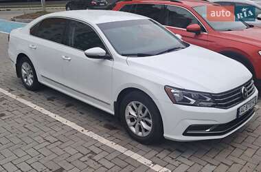 Седан Volkswagen Passat 2016 в 