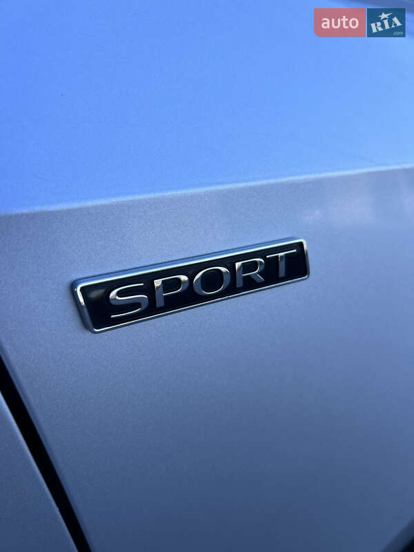 Седан Volkswagen Passat 2015 в Днепре