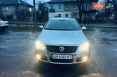 Седан Volkswagen Passat 2008 в Харкові