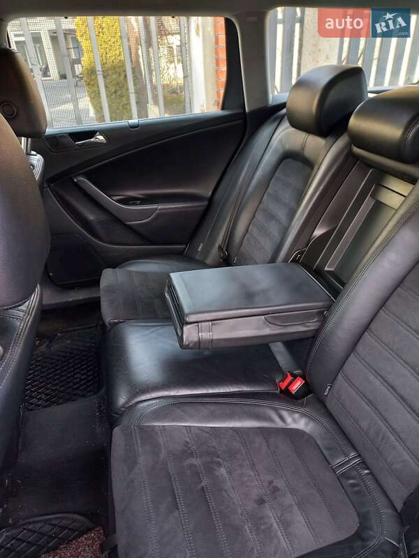 Універсал Volkswagen Passat 2007 в Винниках
