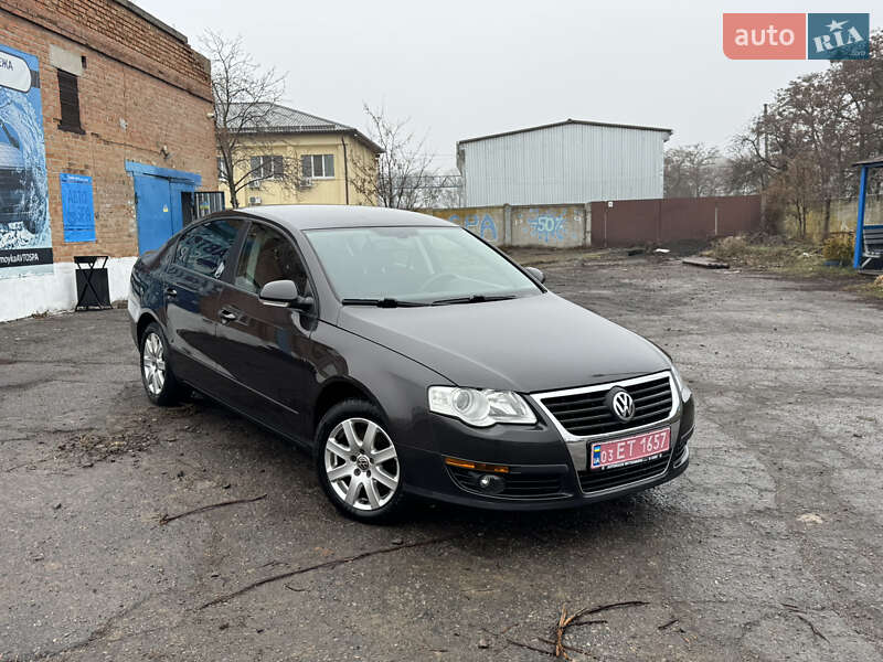 Седан Volkswagen Passat 2009 в Полтаве