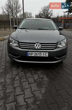 Седан Volkswagen Passat 2015 в Кам'янському