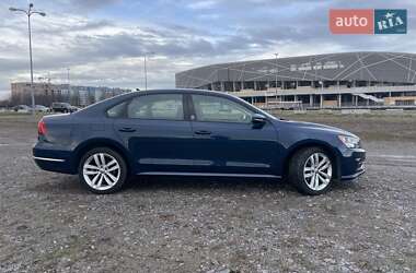 Седан Volkswagen Passat 2018 в Львові