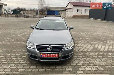 Універсал Volkswagen Passat 2007 в Сарнах