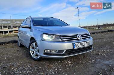 Універсал Volkswagen Passat 2013 в Львові