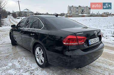 Седан Volkswagen Passat 2013 в Новій Ушиці